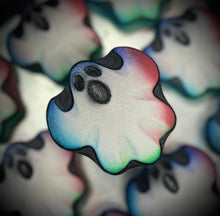 Load image into Gallery viewer, Ghoulish Delight Ghost Bath Bomb