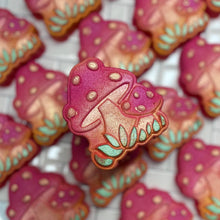 Load image into Gallery viewer, Magic Mushroom Bath Bomb